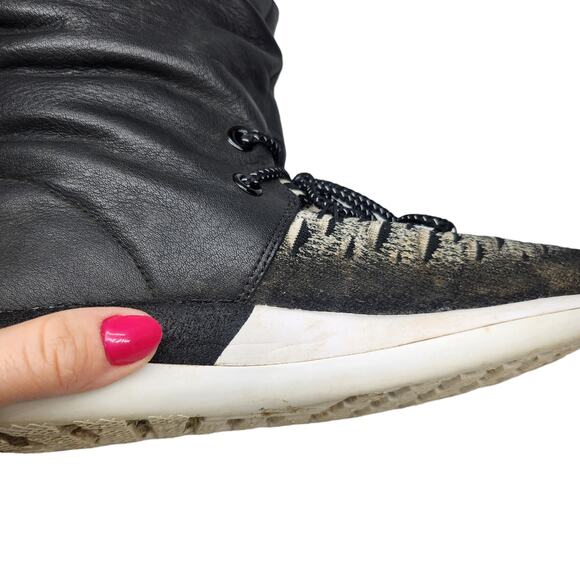 Nike Boots Womens 8 Black Roshe Two Hi Flyknit Socks Lace Up Mid Calf Sneakers - Picture 8 of 11